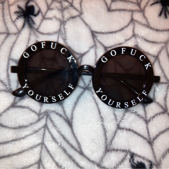 NEW ROUND STATEMENT SUNGLASSES - Picture 4 of 6